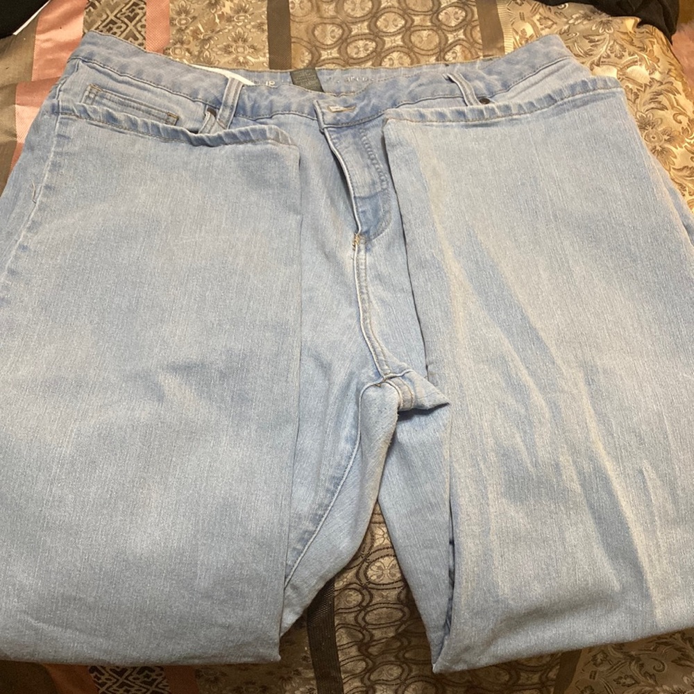 Average Light Denim Jeans